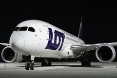 SP-LRA (Lotnictwo &raquo; Spotting na EPWA &raquo; Boeing 787-8 Dreamliner &raquo; Polskie Linie Lotnicze LOT)