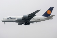 D-AIMA, Lufthansa (Lotnictwo &raquo; Spotting na EPWA &raquo; Airbus A380-800)