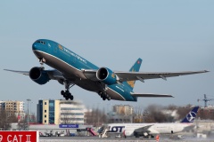 VN-A147, Vietnam Airlines (Aviation &raquo; EPWA Spotting &raquo; Boeing 777-200 and 200ER)