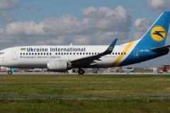UR-GBA, Ukraine International Airlines (Aviation &raquo; EPWA Spotting &raquo; Boeing 737-300)