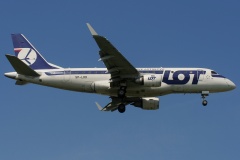 SP-LDD (80th Anniversary sticker) (Aviation &raquo; EPWA Spotting &raquo; Embraer E170 (ERJ-170-100) &raquo; LOT Polish Airlines)