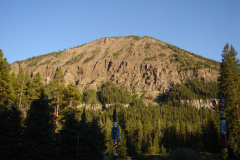 Amphitheater Mountain from Silver Gate (Grizzly Lodge) (Travels &raquo; US Trip 1: Cheyenne Country &raquo; The Journey &raquo; Route 212 &raquo; Beartooth Pass)